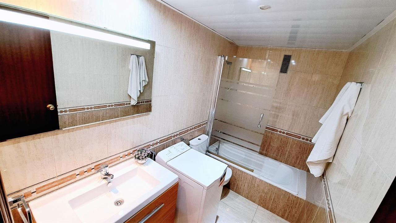 Apartamentos Montblanc Familidays 013 Salou Exteriör bild